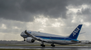 Boeing 787 Dreamliner takeoff showing wing flex